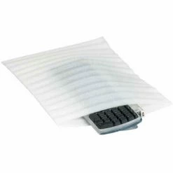 Global Industrial™ Foam Pouches, 24"W x 36"L x 1/8" Thick, 50/Pack